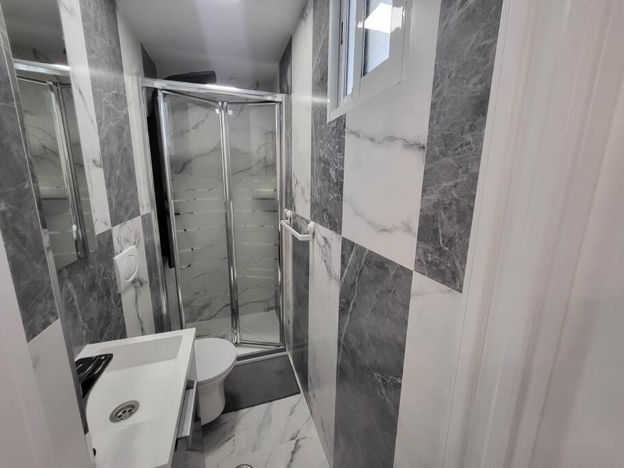 Las Canteras New 2 Bedrooms Flat At The Beach Parking Optional Las Palmas de Gran Canaria Ngoại thất bức ảnh