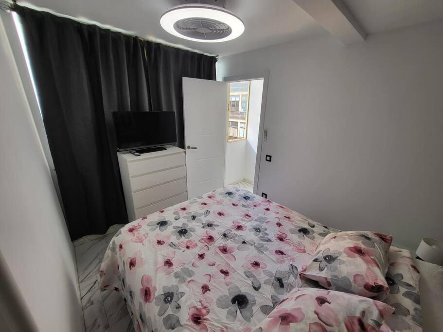 Las Canteras New 2 Bedrooms Flat At The Beach Parking Optional Las Palmas de Gran Canaria Ngoại thất bức ảnh
